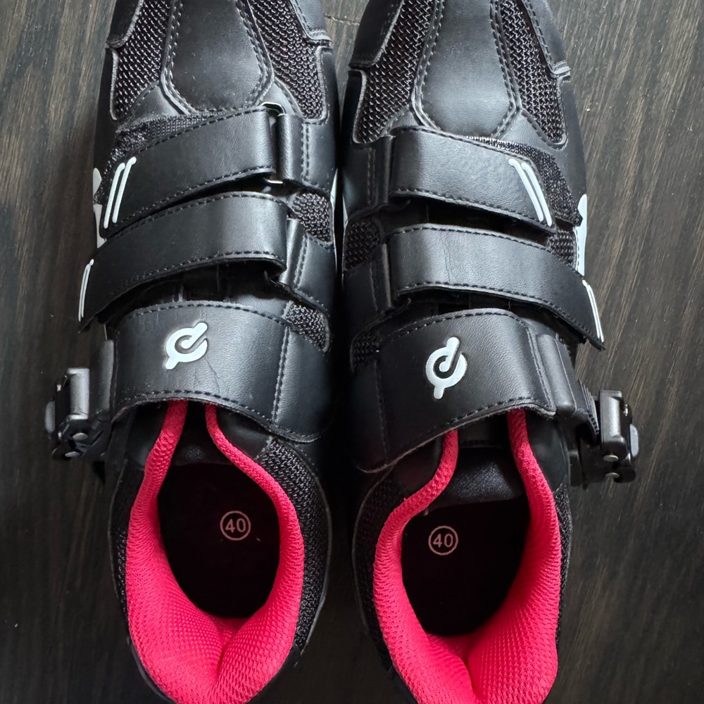 Peloton bike shoes